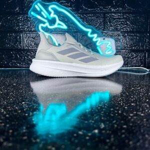 Adidas Ultraboost 5X Women’s Walking Gym Running Shoes Sneakers Mint Green - 9